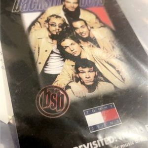 TOMMY JEANS X BACKSTREET BOYS